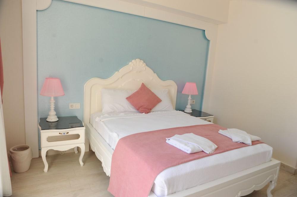 Montebello Deluxe Hotel Oludeniz Exterior foto